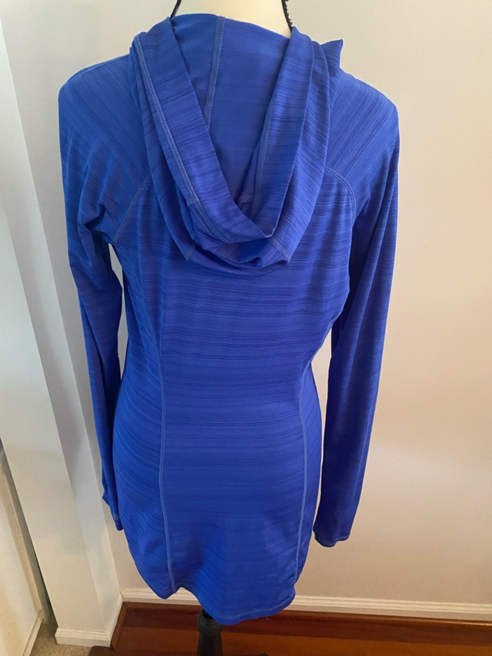 Athleta size small hooded Lightweight full zip front jacket - Picture 6 of 8